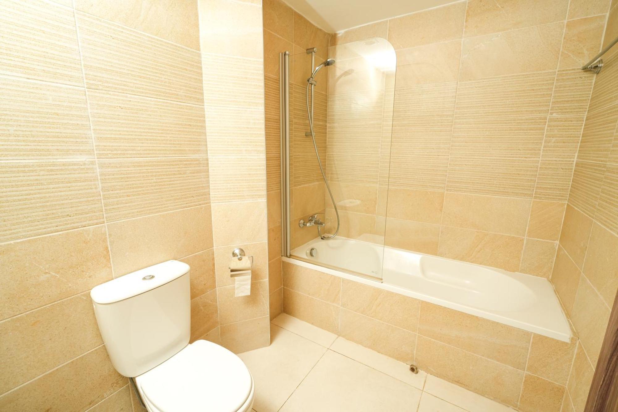 Halcyon Central Apartment Larnaca Luaran gambar