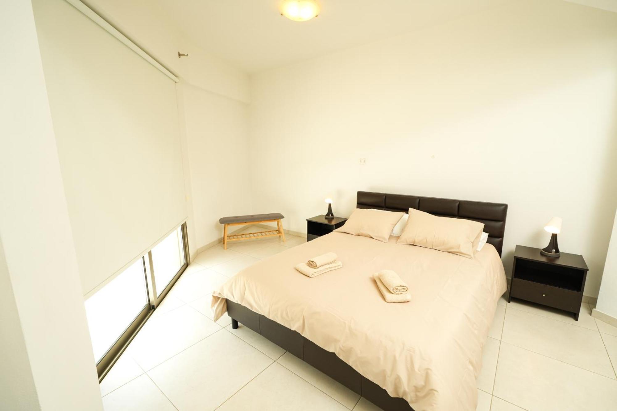 Halcyon Central Apartment Larnaca Luaran gambar